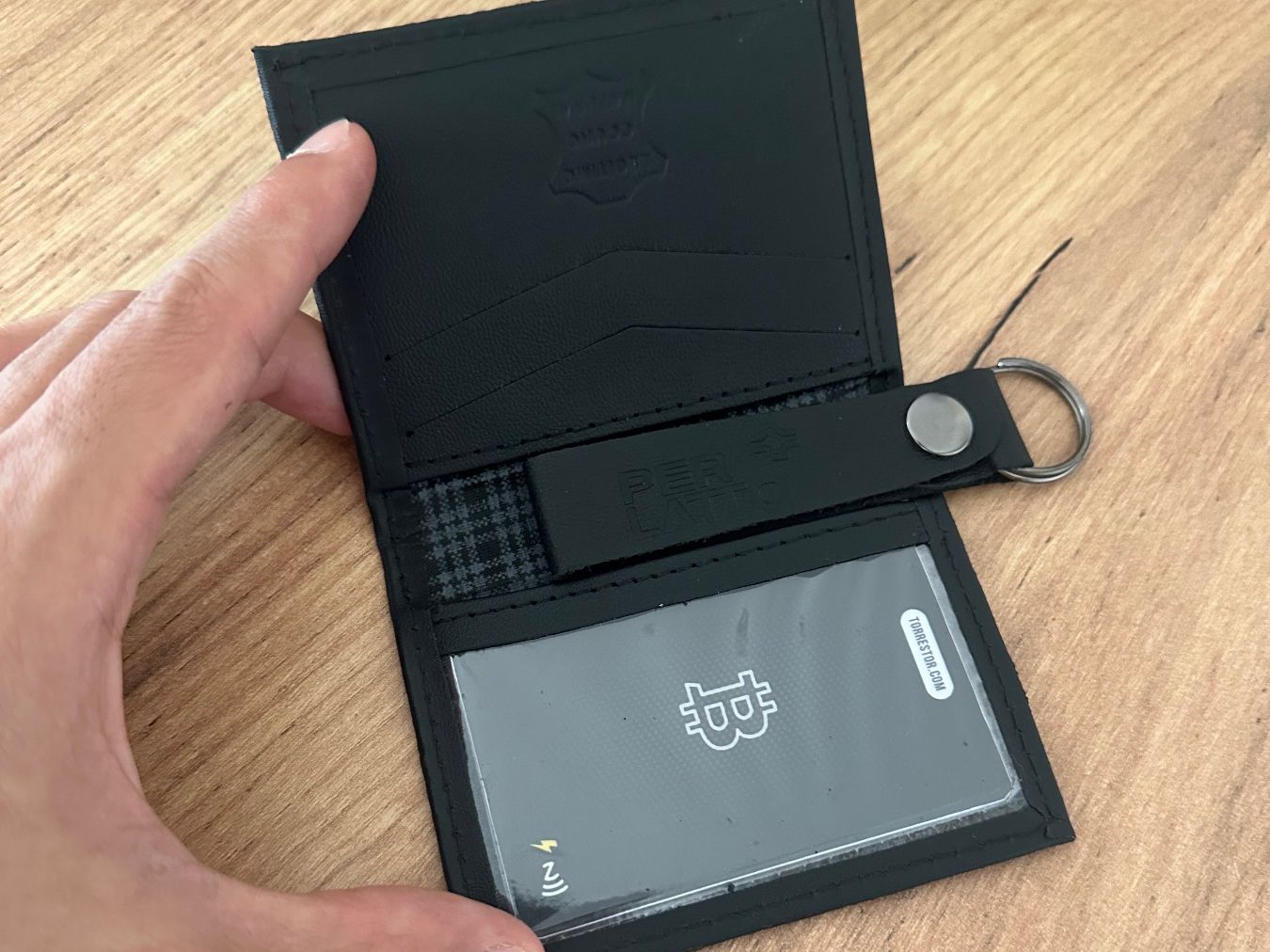 Brieftaschen: Bitcoin Card Boltcard – Neu und originalverpackt aus Châtelaine von Mayy 3