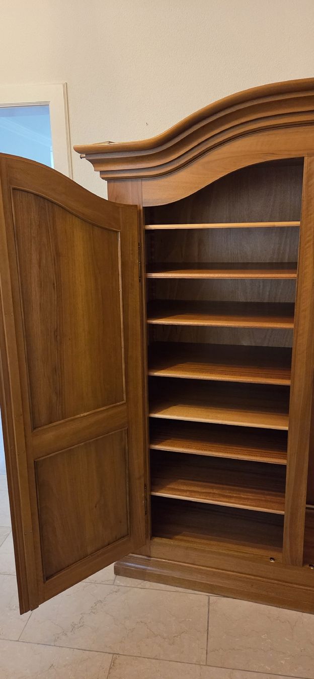 Armadi: Bauernschrank – Usato da Wädenswil venduto da Greatstuff 3