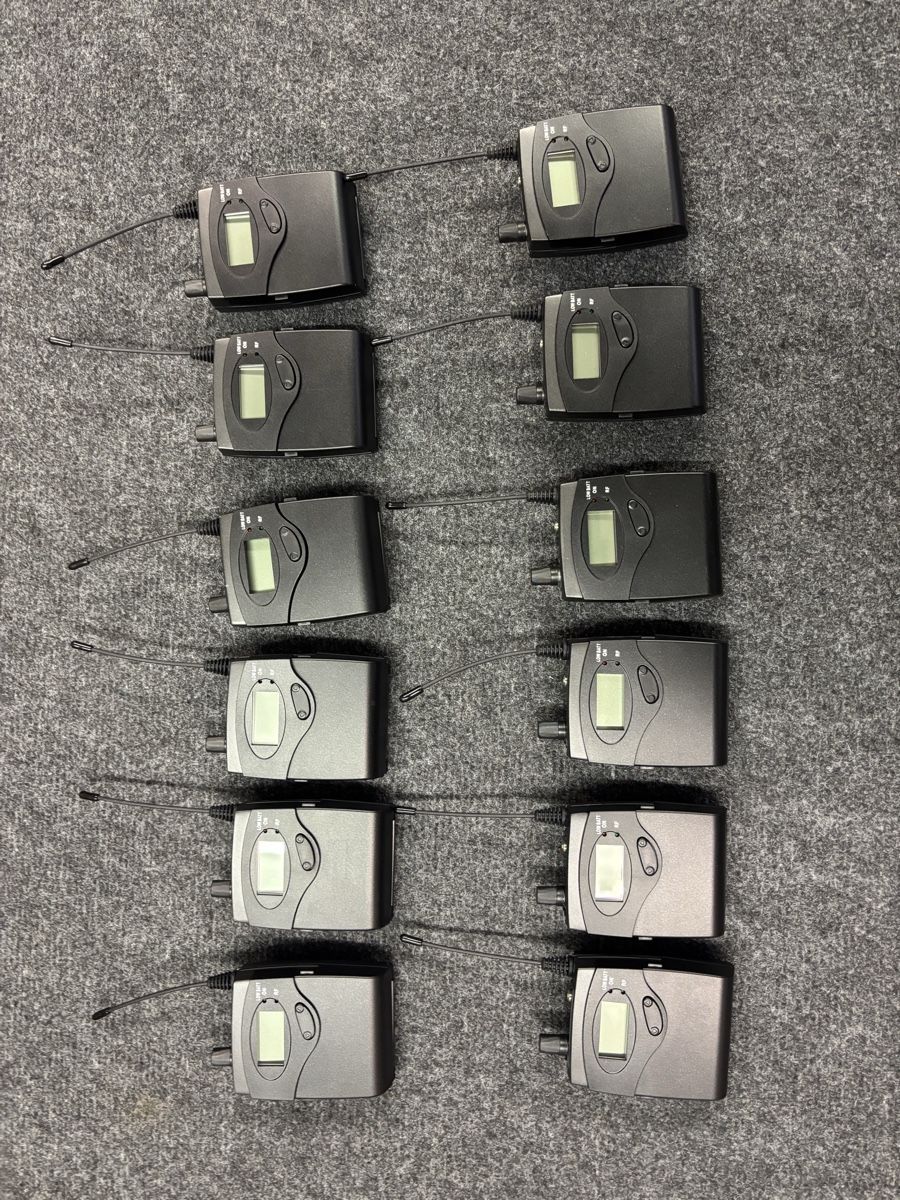 Musikinstrumente: In Ear System mit Antennencombiner – Gebraucht aus Altdorf UR von littlevillage 2