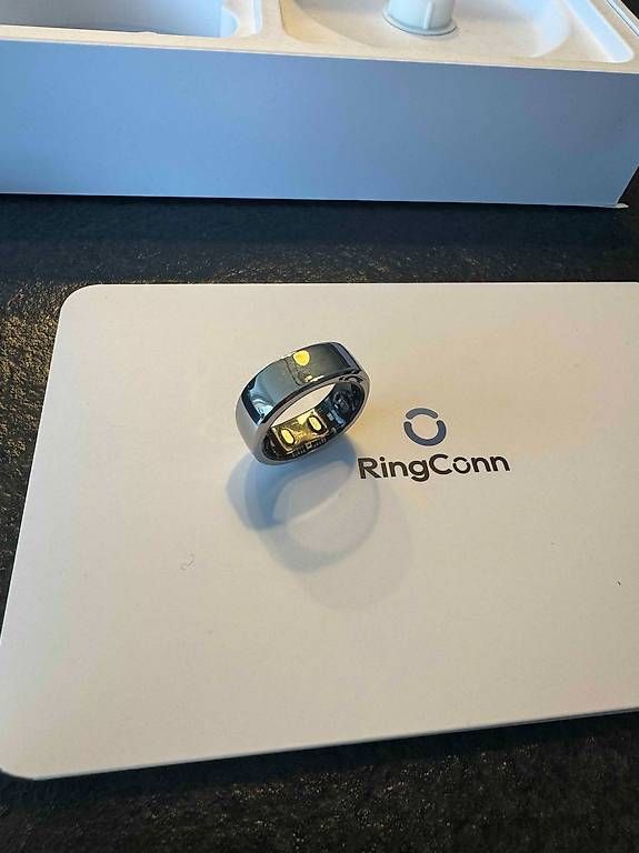 Anelli: Ringconn Gen 2 Size 6 Silver Silber wie neu – Usato da Dielsdorf venduto da adr_qp2q 2