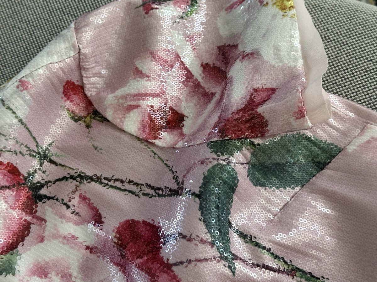 Top: Ted Baker Sequined Floral Top Size 2 New – Nuovo (secondo la descrizione) da Zürich venduto da NYDDYN 8