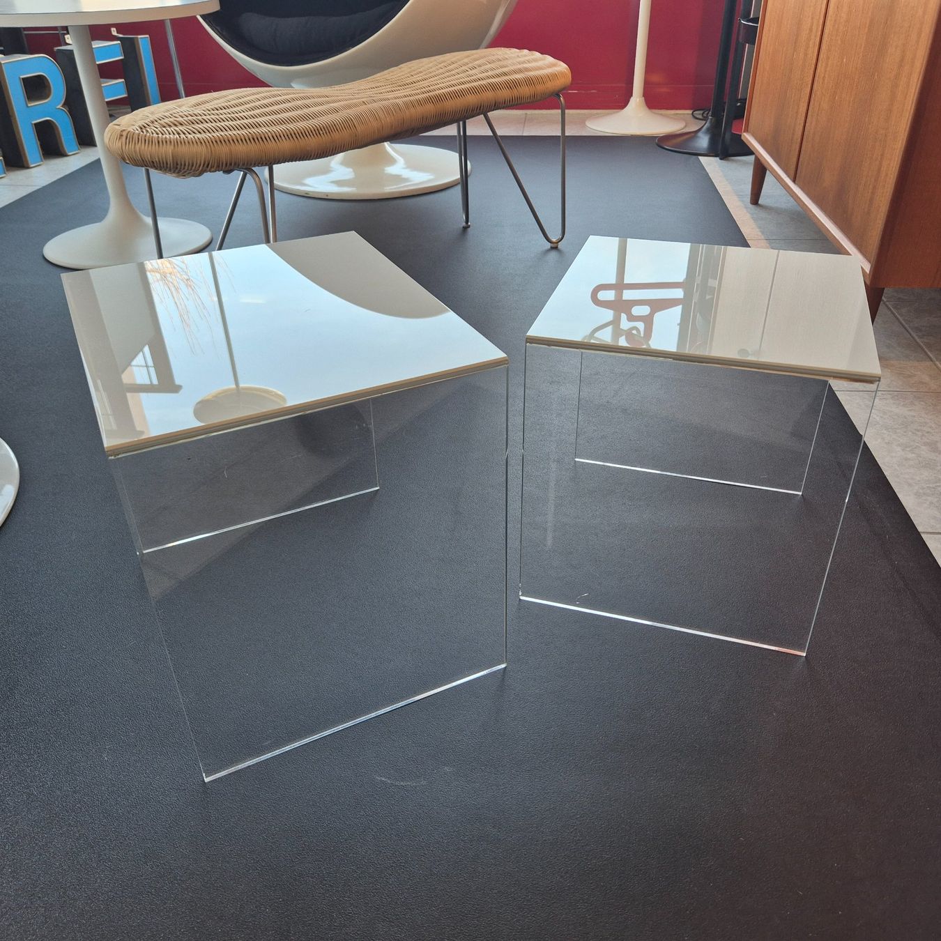Tavoli: 2 Stk. Plexiglas Beistelltisch Coffee-Table Acryl Satztisch – Usato da Nottwil venduto da Wondewa-Shop