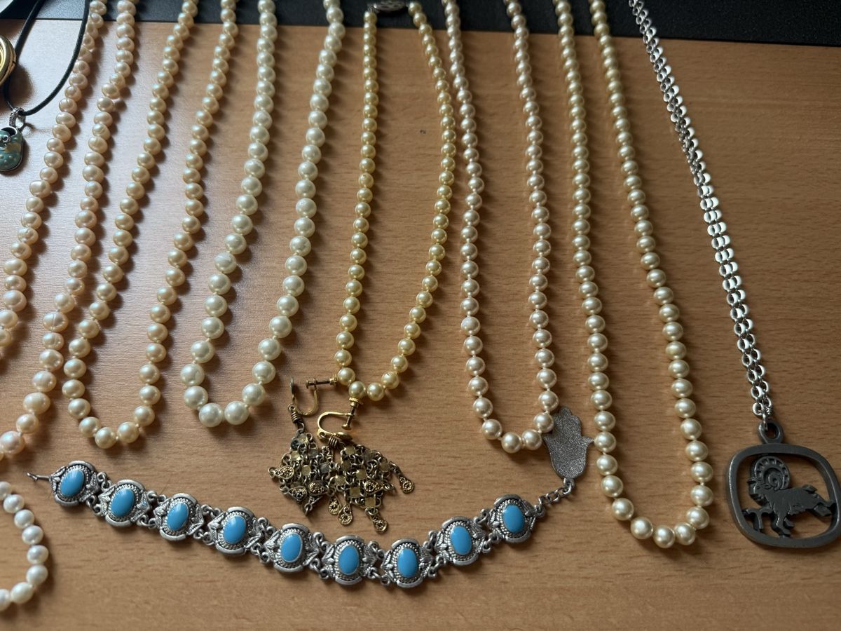 Altri gioielli: Vintage Modeschmuck Lot mit kleinen Mängeln – Usato da Lamone venduto da LaCantinaMagica 3