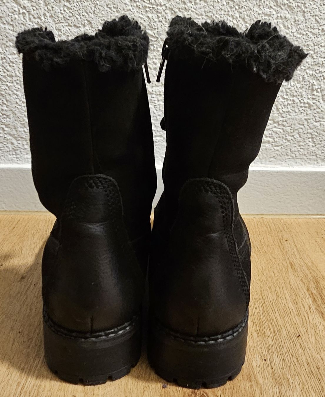 Chaussures femmes: Winterstifeletten – D'occasion à Winkel par aivahmolina 3