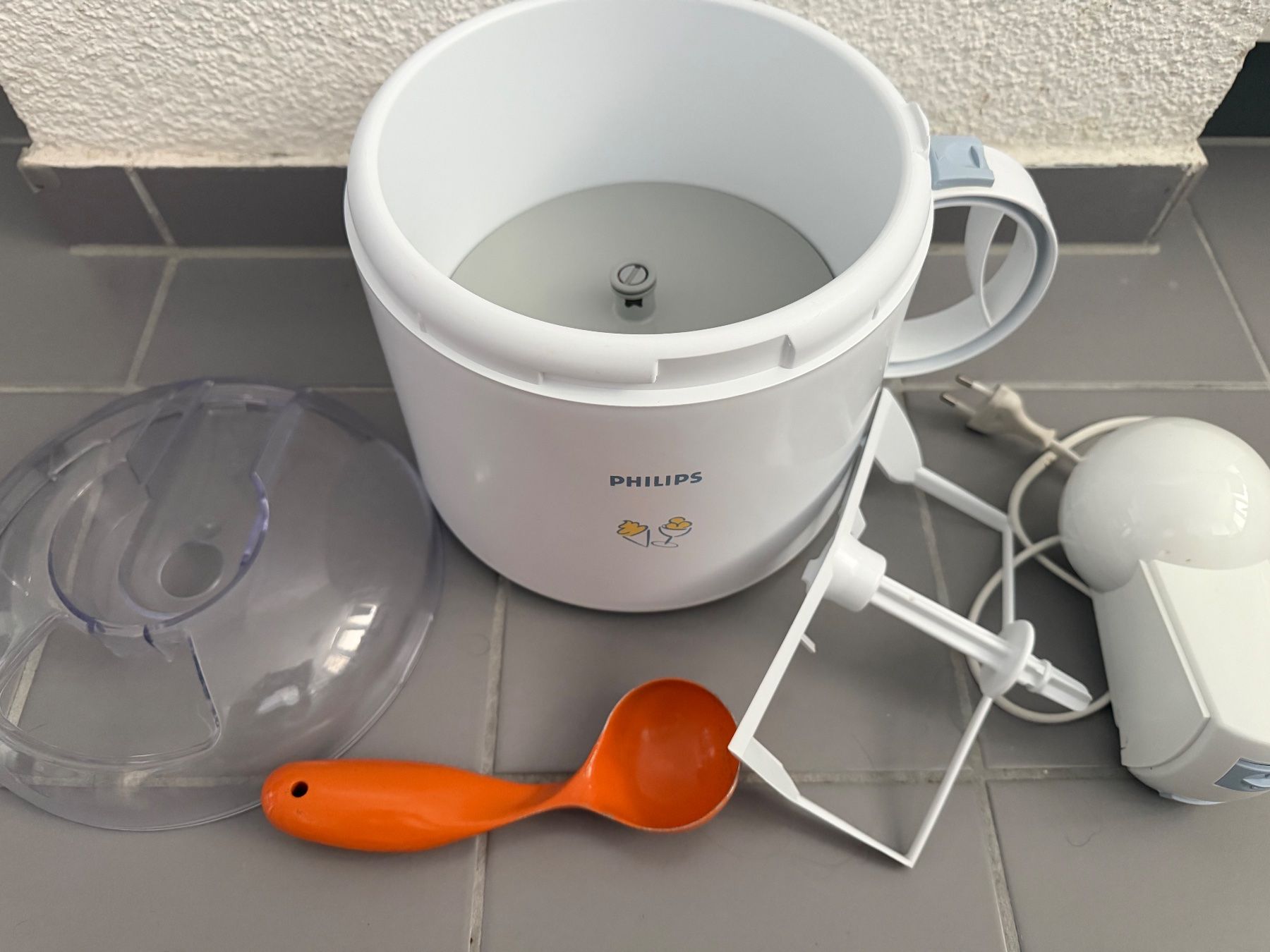 Philips Appareils de cuisine: Philips Glacemaschine – D'occasion à Adliswil par synchrot 1