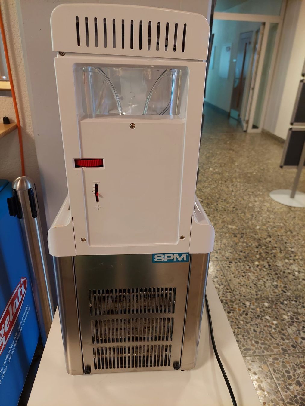 Küchengeräte: Slush-Maschine – Gebraucht aus Zollbrück von Mrred 3