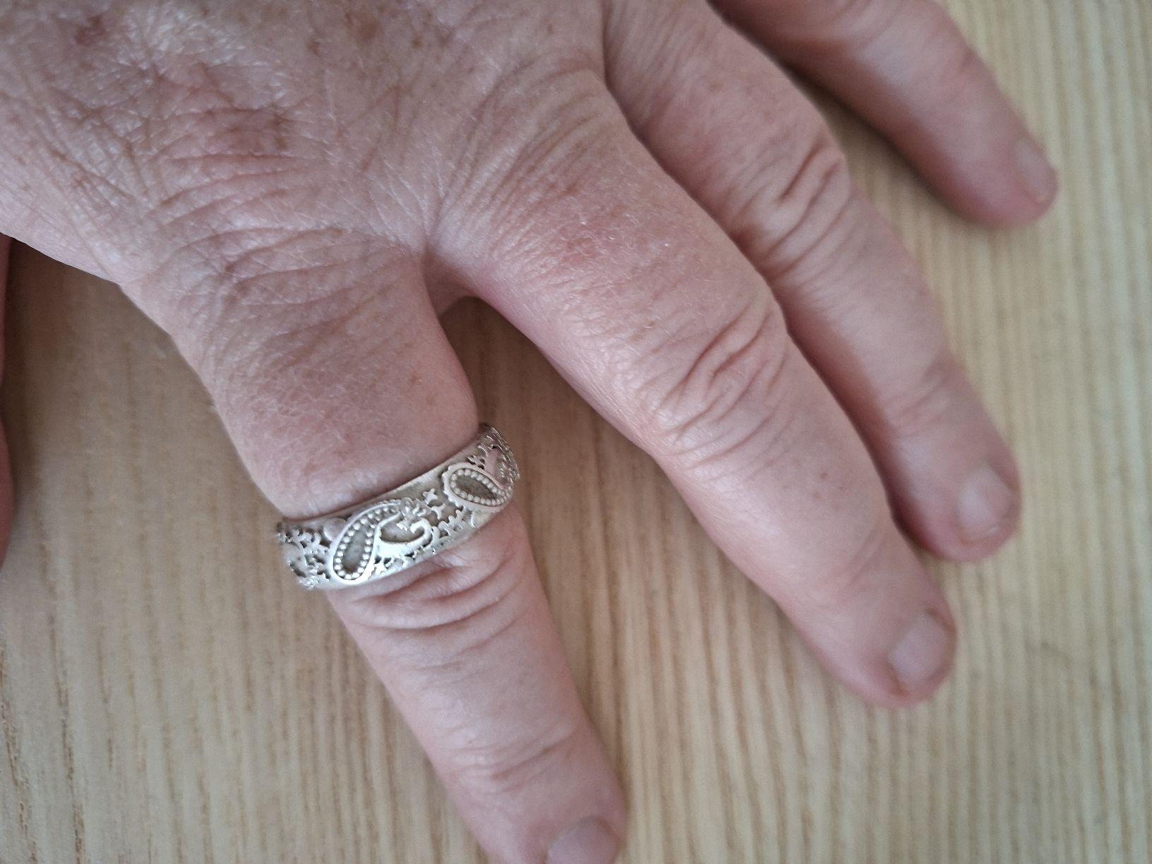 Bagues: Glarner Ring mit Paisley Muster, Gr. 64 – D'occasion à Glarus par novale2
