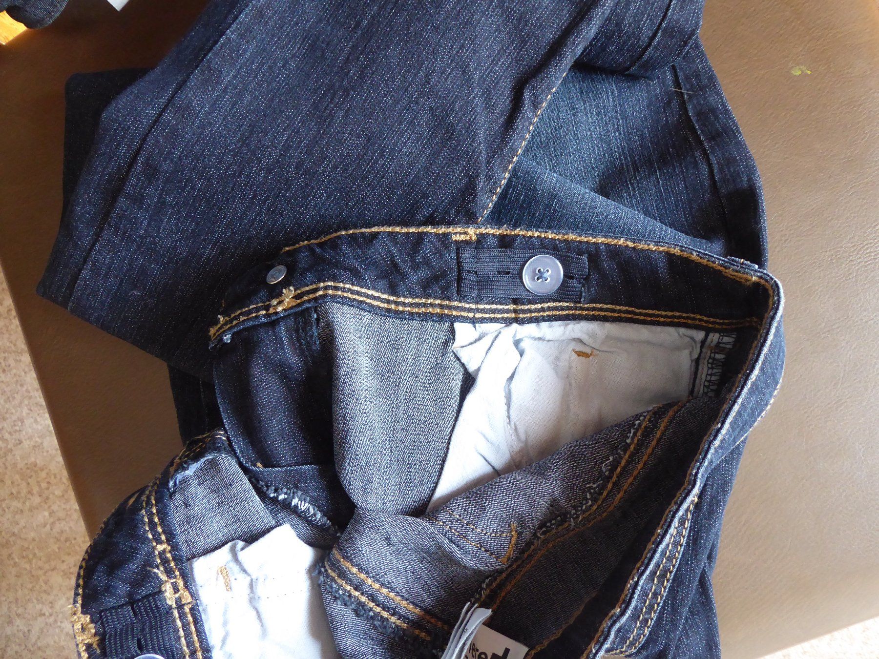 C&A Pantaloni: Here+There  Jeans, Grösse 146, neu, dunkelblau – Nuovo (secondo la descrizione) da Wettingen venduto da tonia3 3