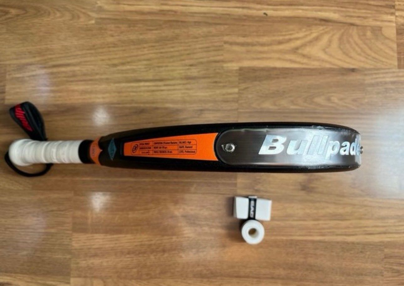 Schläger: Bullpadel vertex 02 – Gebraucht aus Au ZH von Pkk5 1