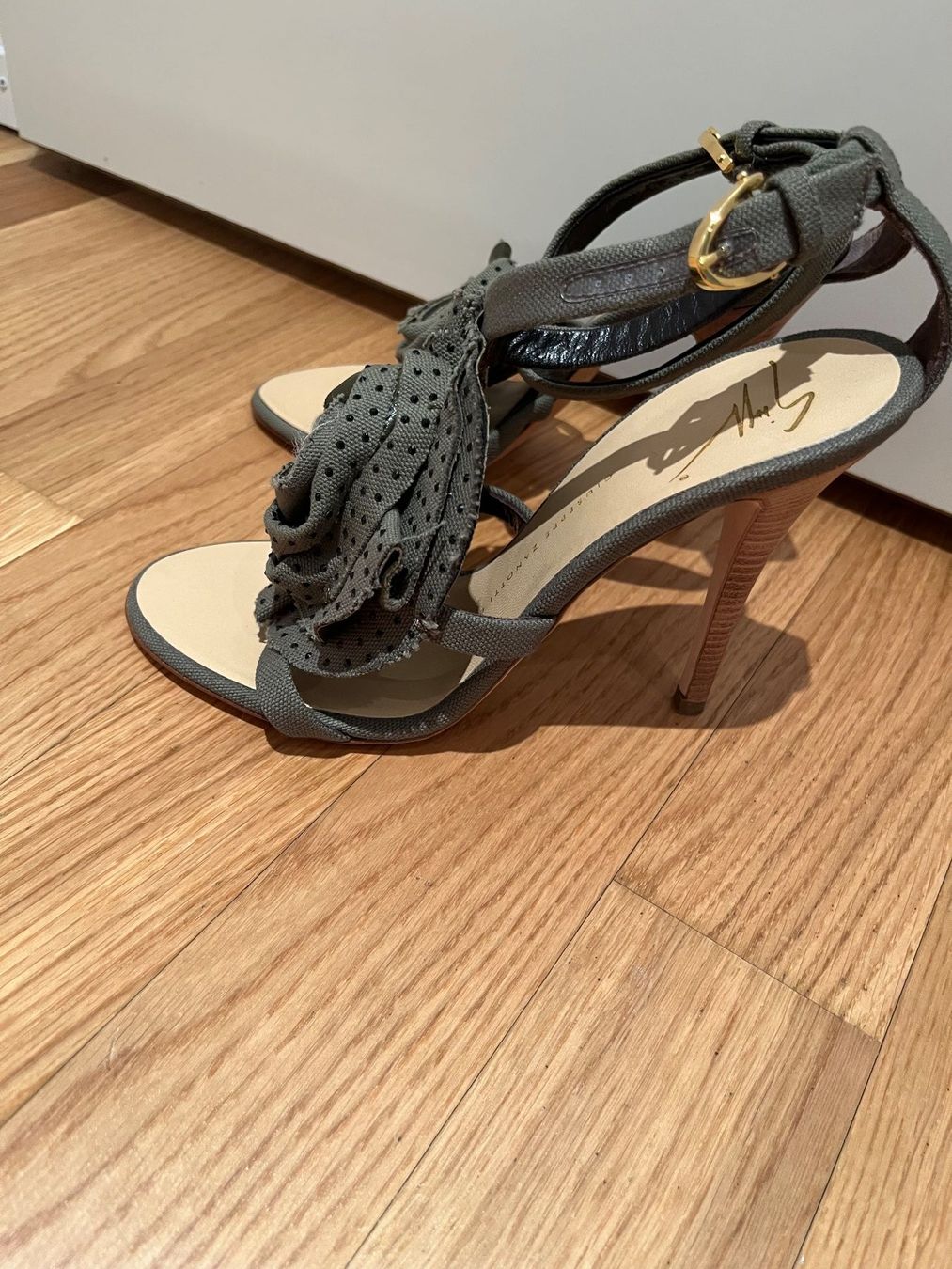Zanotti Damenschuhe: Giuseppe Zanotti Sandalen Damen, Grösse 36.5 – Neu (gemäss Beschreibung) aus Baar von sim_5d6l