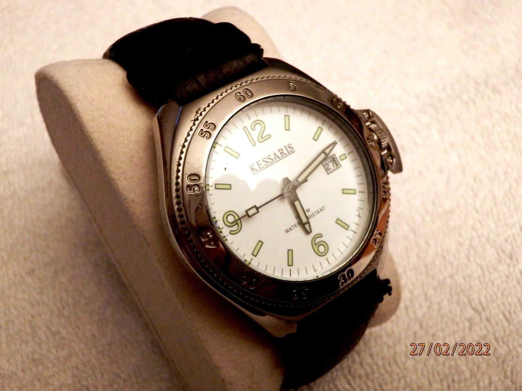 Montres: Kessaris, Quartz, Datum, Ø 40mm, läuft – D'occasion à Ueberstorf par dinbau