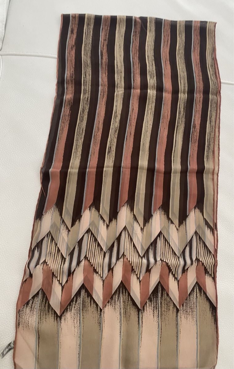 Foulard & Sciarpe: Seiden Schal 🌸 – Usato da Opfikon venduto da Luis144 4