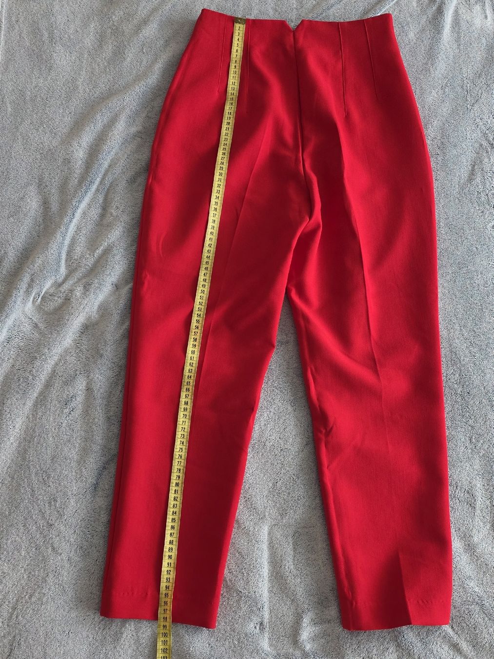 Zara Pantaloni: Zara Hose, rot, Grösse M – Nuovo (secondo la descrizione) da St Gallen venduto da vir_5kgt 3