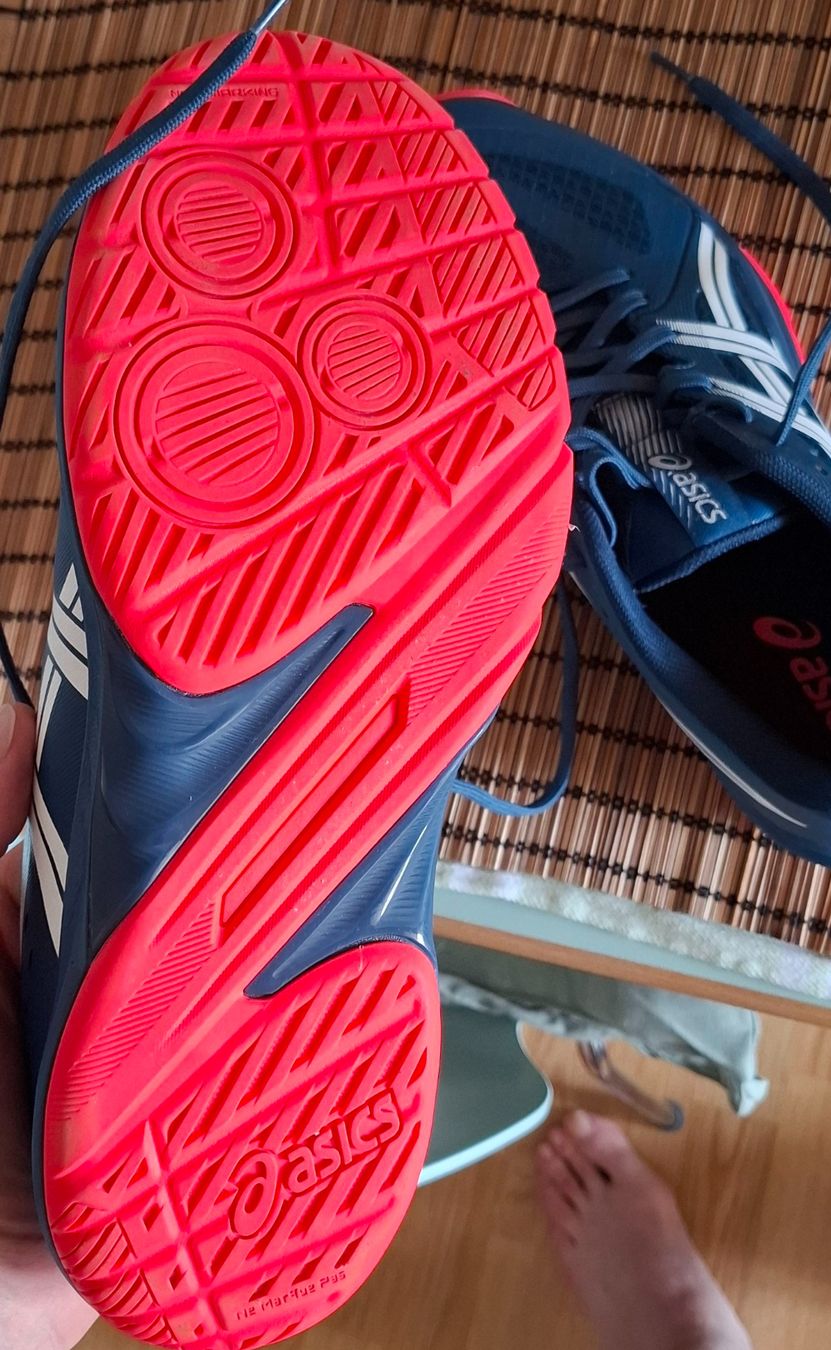Asics Herrenschuhe: Asics Hallenschuh Powerbreaker FF – Neu (gemäss Beschreibung) aus Biberist von HarleySeventyTwo 1
