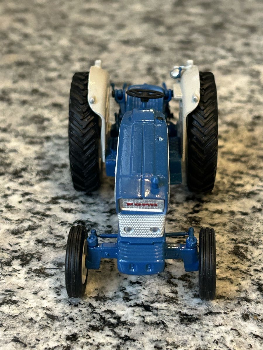 Kit di modellismo & Modellini statici: Ford 5000, Universal Hobbies – Usato da Horw venduto da Tigercat635 6