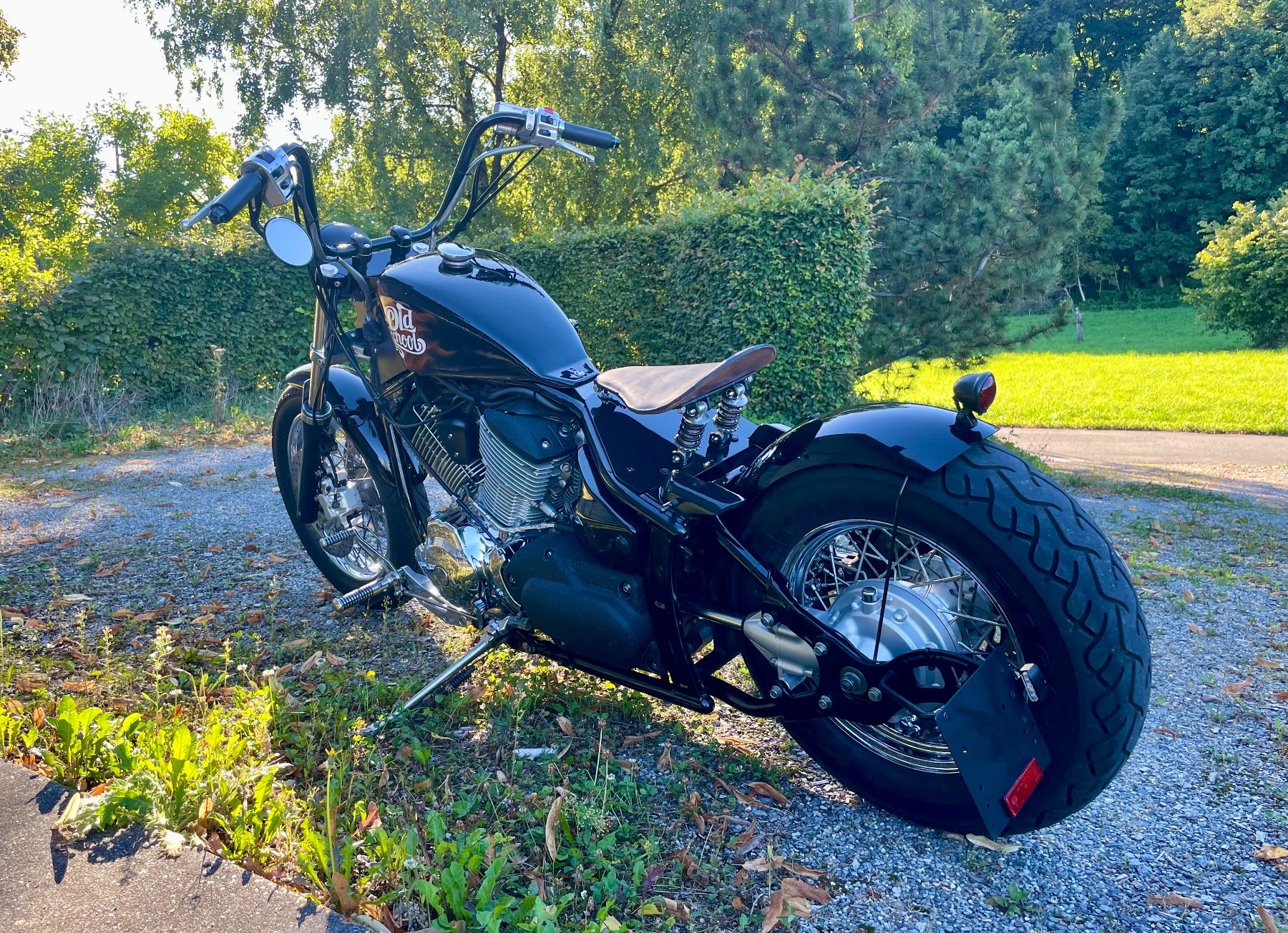 Yamaha Chopper: Yamaha XVS 1100 Dragstar Custom Bike – Usato da Heerbrugg venduto da baihui67 1
