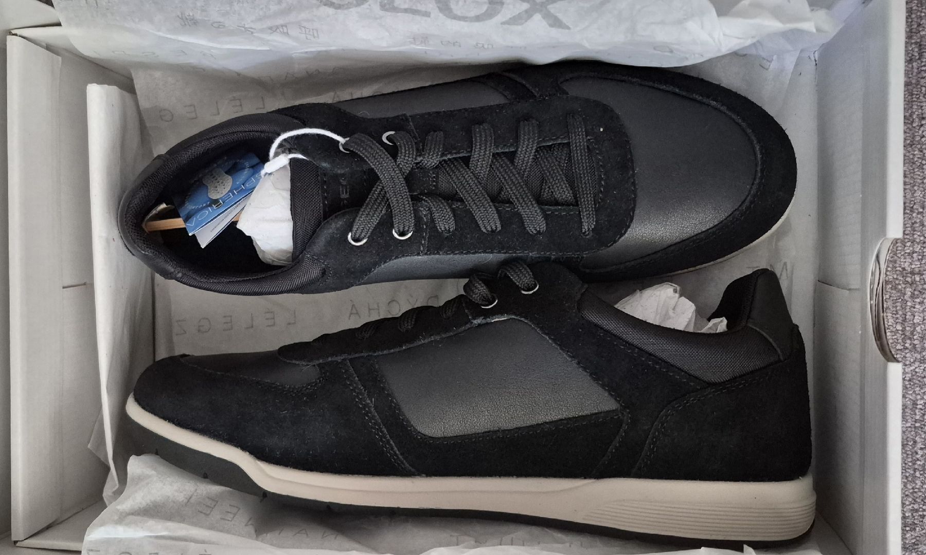 Geox Scarpe da uomo: Geox Spherica Schwarz 43 – Nuovo e nell'imballaggio originale da Aesch BL venduto da Sarotti 1