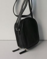 Umhängetasche Tasche Portemonnaie schwarz silbern