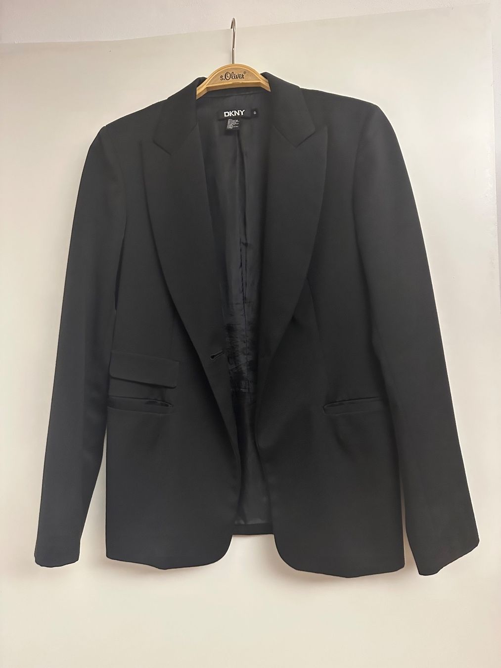 DKNY Giacche: DKNY Blazer, Size US 8 ca. 36/38 – Usato da Pfaffhausen venduto da Geraldine12