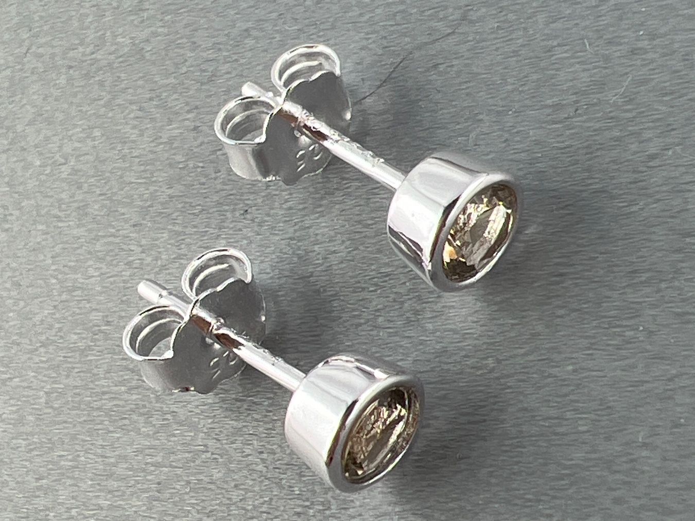 Orecchini pendenti & Orecchini a lobo: Ohrstecker 925 Silber – Usato da Niederuzwil venduto da leo_8857 2