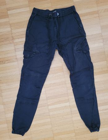24. Pantalon cargo noir Spencer, taille S
