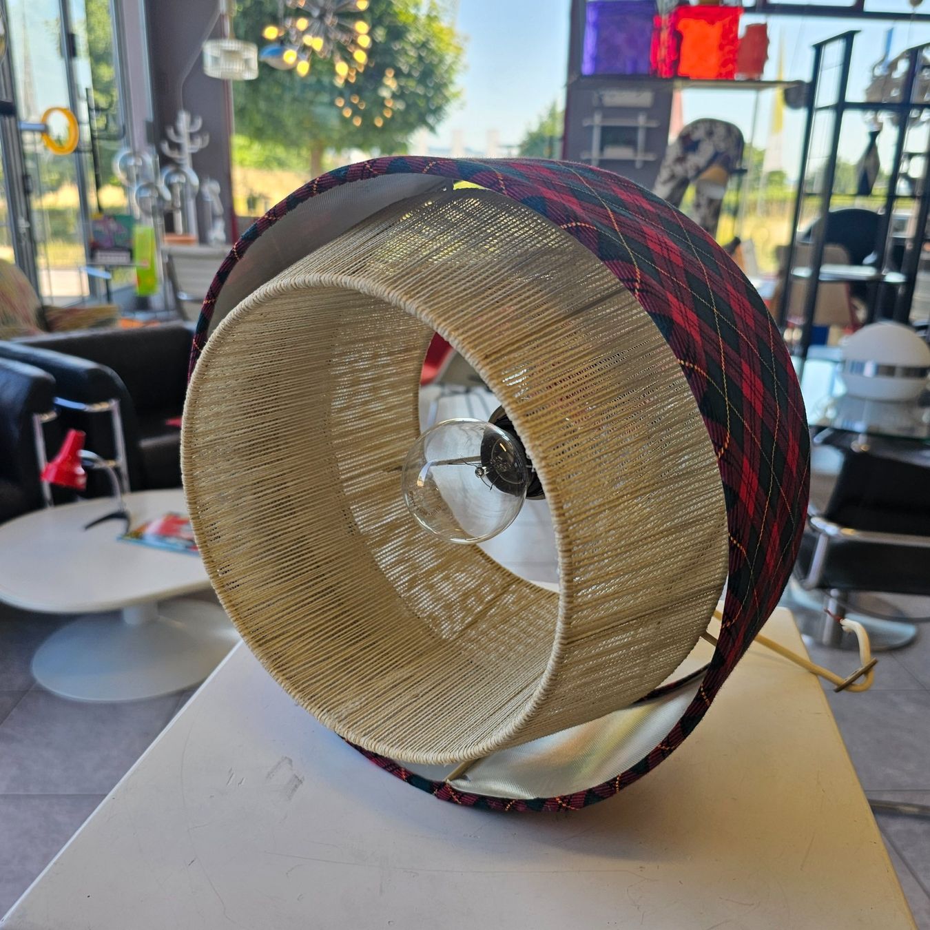 Kronleuchter & Deckenlampen: 1970 Ceiling Lamp. Hängelampe Deckenlampe Stoffschirm – Gebraucht aus Nottwil von Wondewa-Shop 4