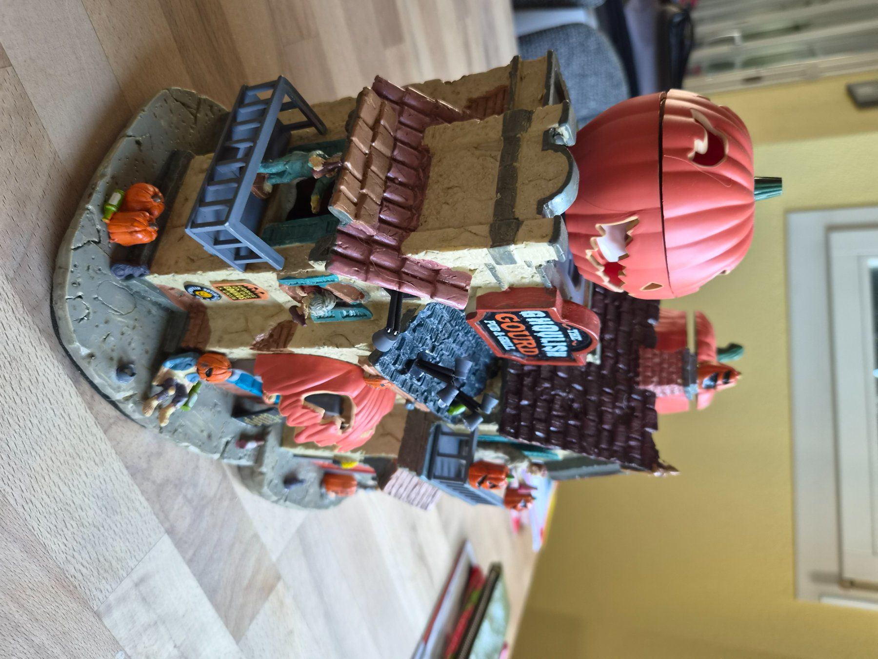 Lemax Toutes les décorations: Lemax The Ghoulish Pup – D'occasion à Buchrain par Marcelk2 4