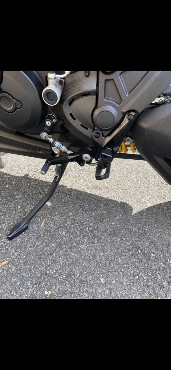 Ducati Tutti i ricambio per moto: Commandes reculées Tamburini pour Ducati Diavel 1200 – Usato da Romanel-s-Lausanne venduto da rico_mat 1