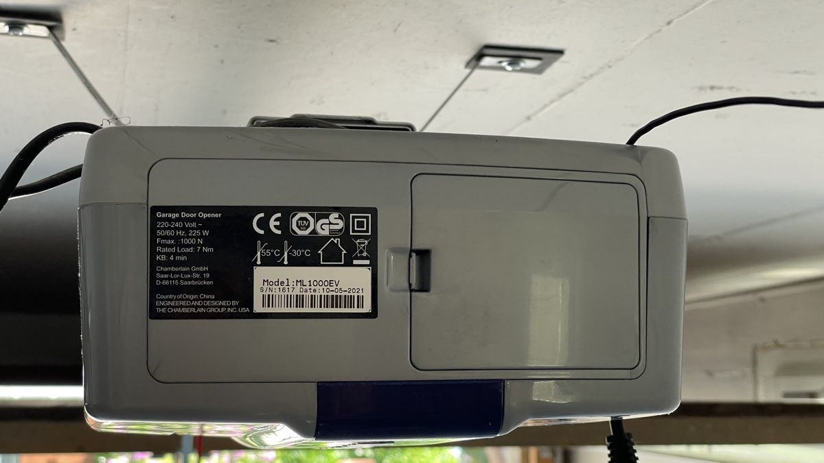 Altro Materiale elettrico: Garagentorantrieb Chamberlain ML1000EV mit Fernbedienung  – Usato da Rheineck venduto da 5element 4