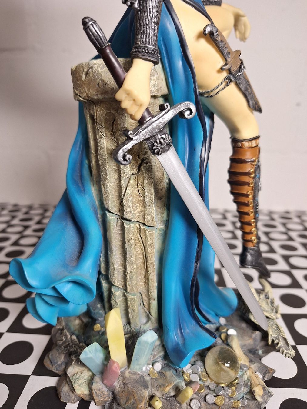 Statuette: Fantasyfigur "Elfe mit Schwert" – Usato da Niederhasli venduto da ZZoki 8