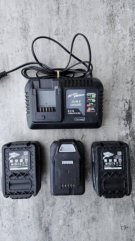 Rasenmäher: A vendre tondeuse Électrique sans fil Ferrex – Gebraucht aus Lausanne 26 von mia_262l 2
