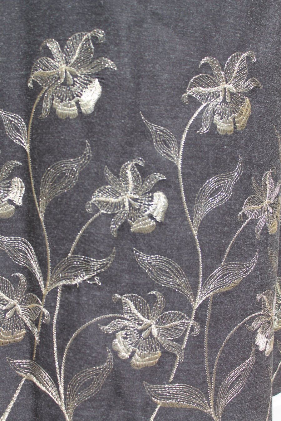 Vila Gonne: Jupe motifs dorés fleurs VILA new – Nuovo (secondo la descrizione) da Agiez venduto da chouchanelle 1