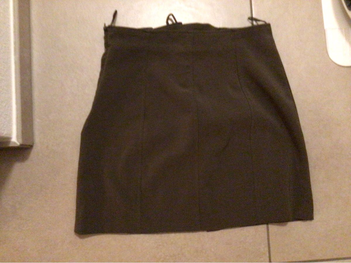 Zara Jupes: Rock Zara S – D'occasion à Minusio par liam04 1