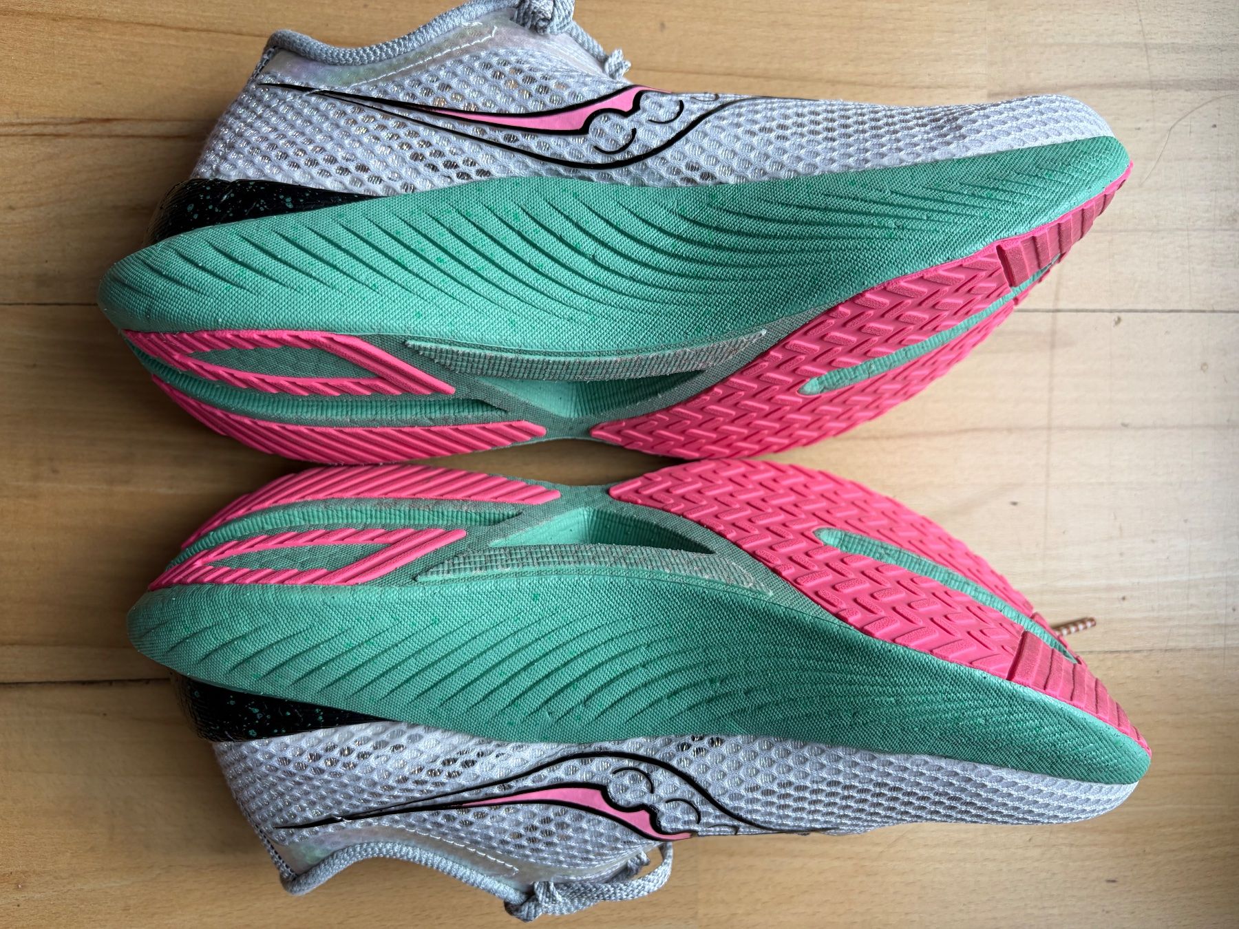 Saucony Scarpe da donna: Saucony Endorphin Pro 3 G. 40 Damen – Usato da Dübendorf venduto da bar_kn66 3