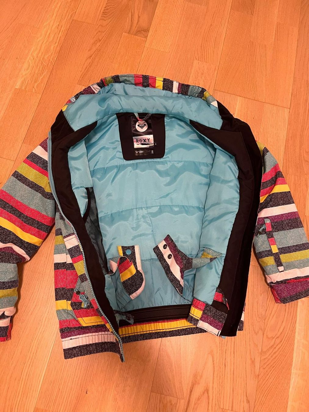 Giacche & Cappotti: Roxy Mädchen Winterjacke Gr.140Top Zustand! – Usato da Gossau SG venduto da juergDaenzer 2