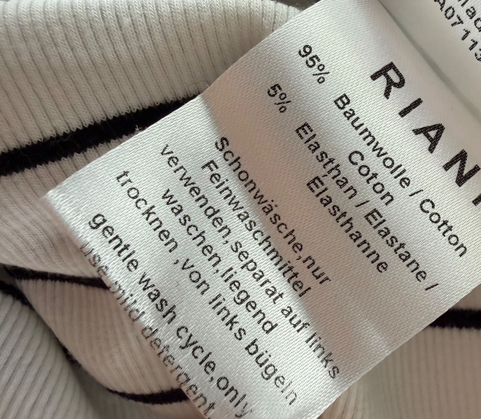 Riani Tops: Riani Top Gr.40/42 – D'occasion à Unterägeri par Jutka_04 4