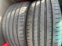 245/40R18