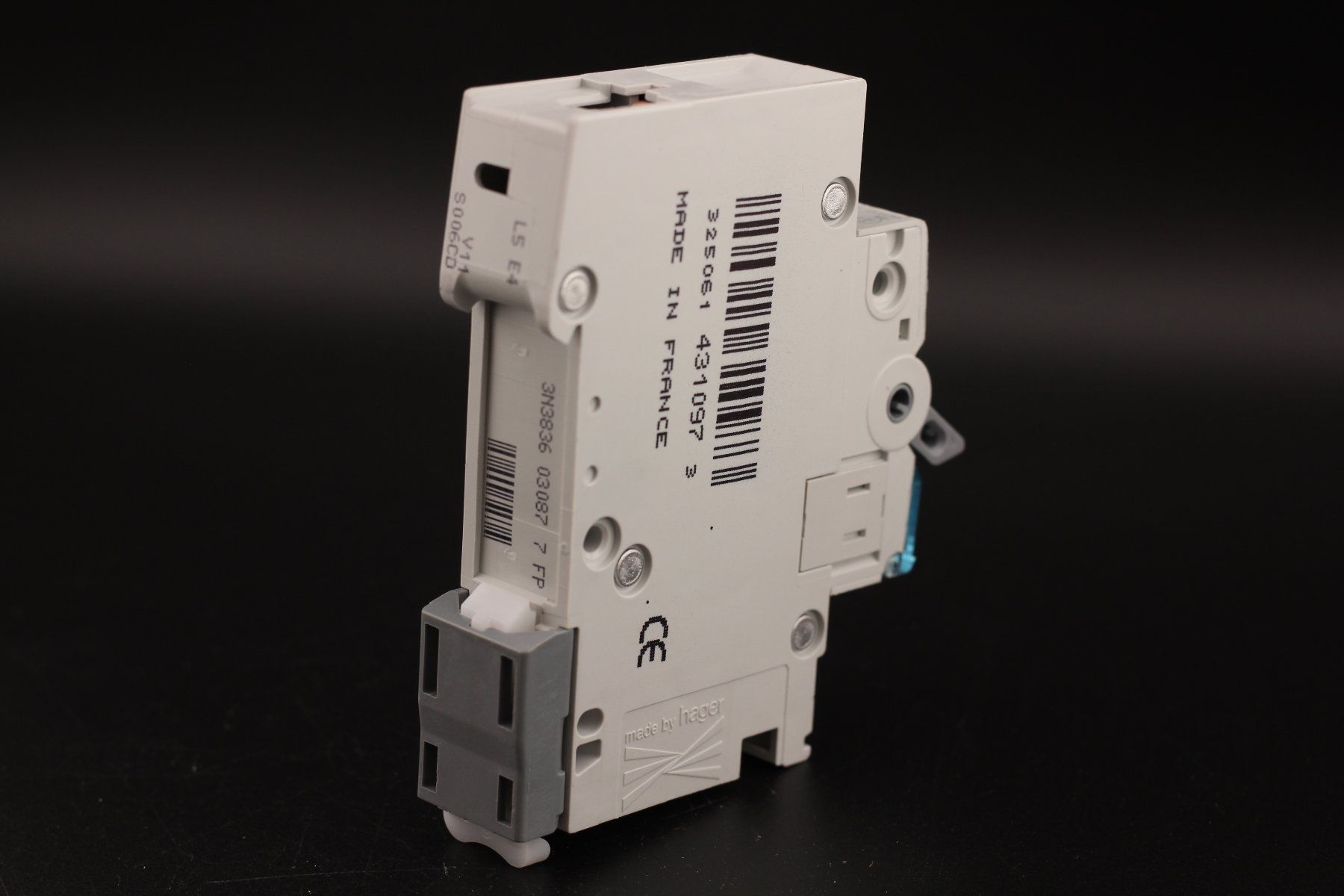 Hager Interruttori: Hager MCN 006 C6 MCN006 LS – Usato da Winterthur venduto da Hint17 4