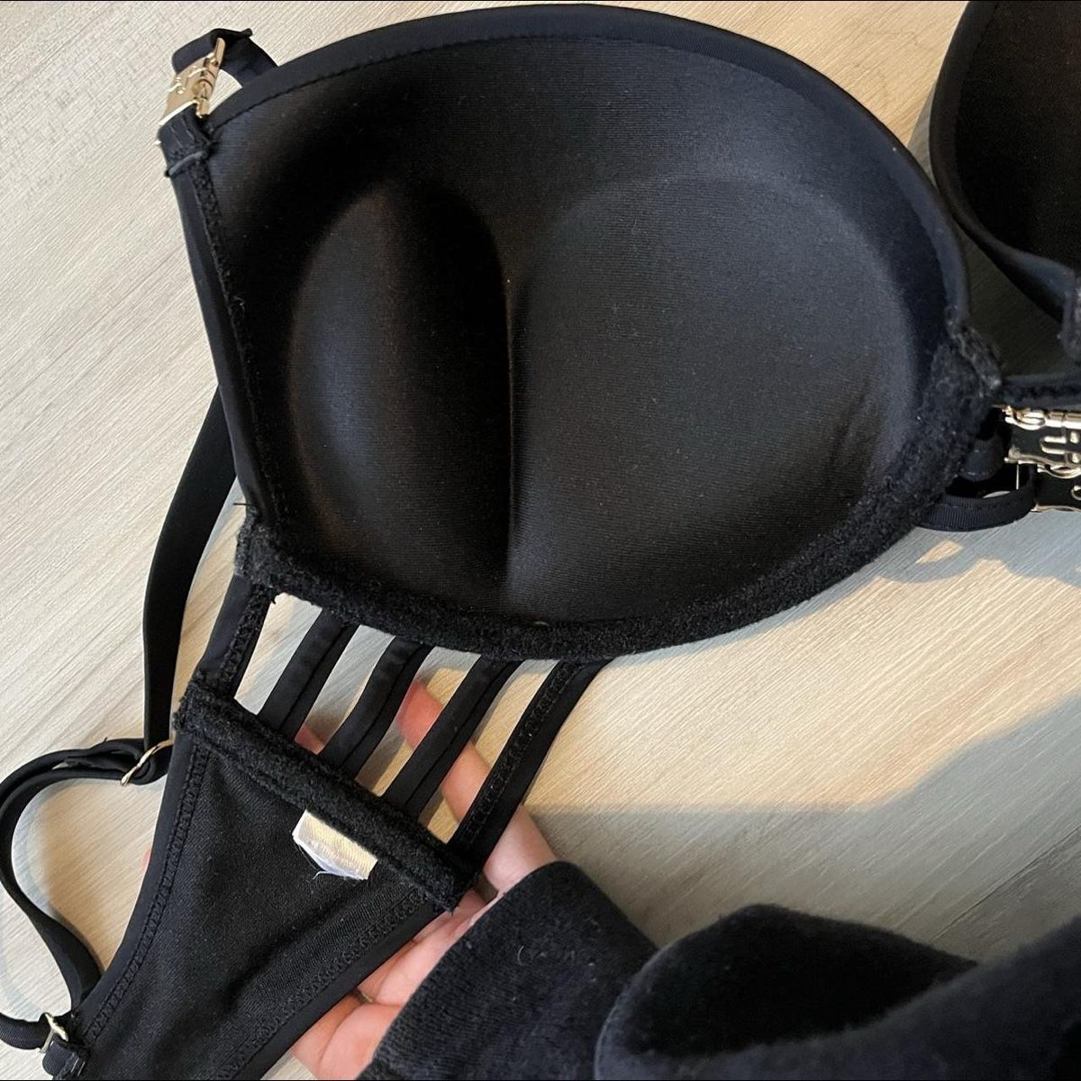 Costumi da bagno & Bikini: Bikini Oberteil – Usato da Neftenbach venduto da anisha_capone 3