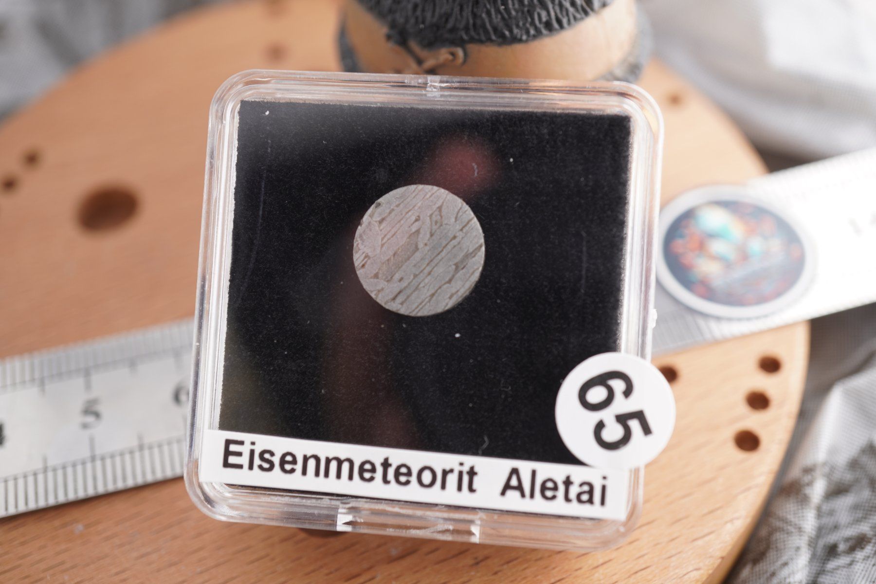 Mineralien & Heilsteine: Eisenmeteorit Scheibe   Aletai    Ab 1.- – Neu und originalverpackt aus Eschenbach SG von topstone