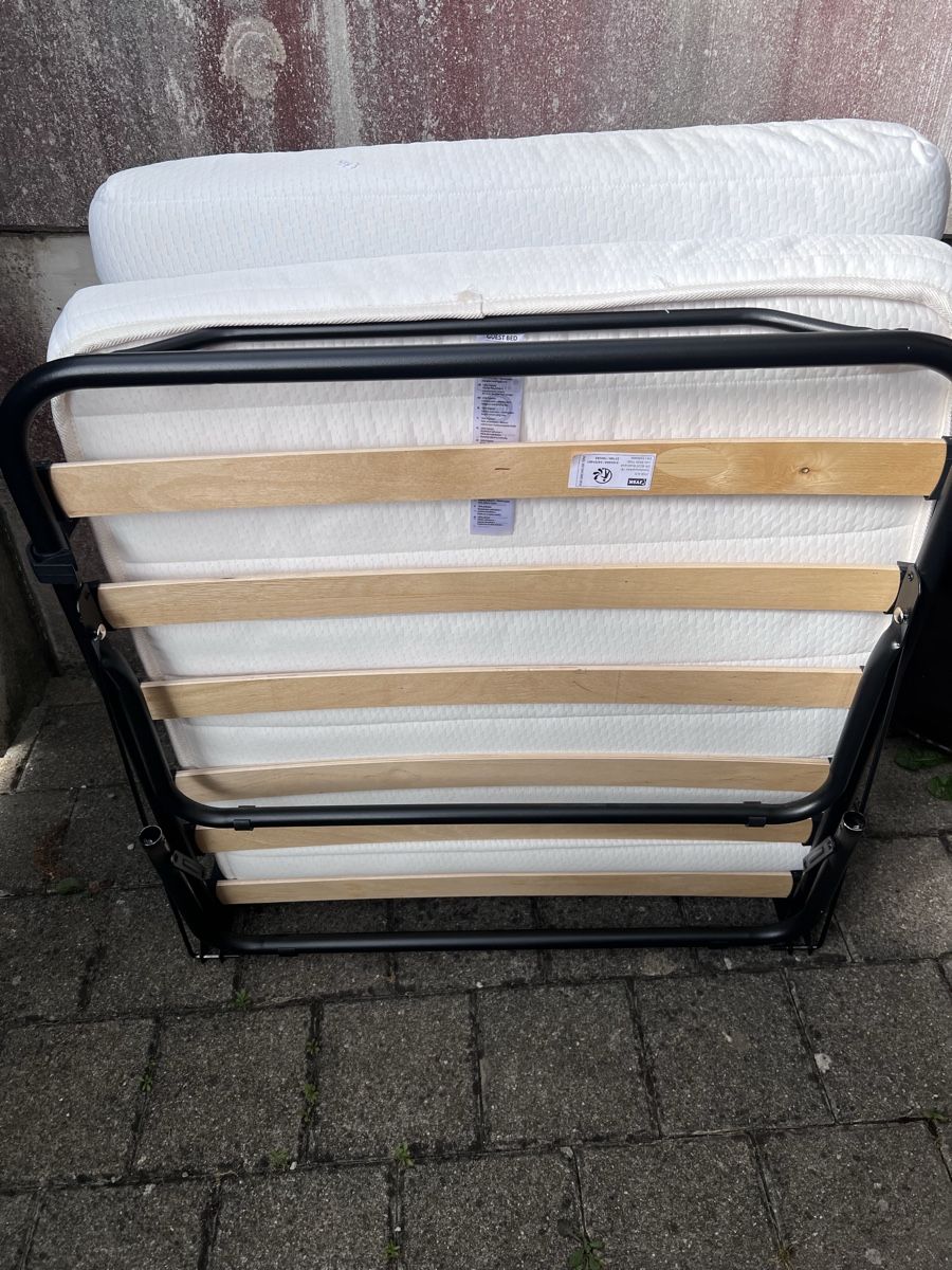 Betten: Neuwertiges Klapp- Gästebett – Gebraucht aus Steckborn von Holiday66