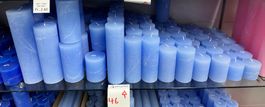 046 Posten Raureif Kerzen hellblau aus Liquidation