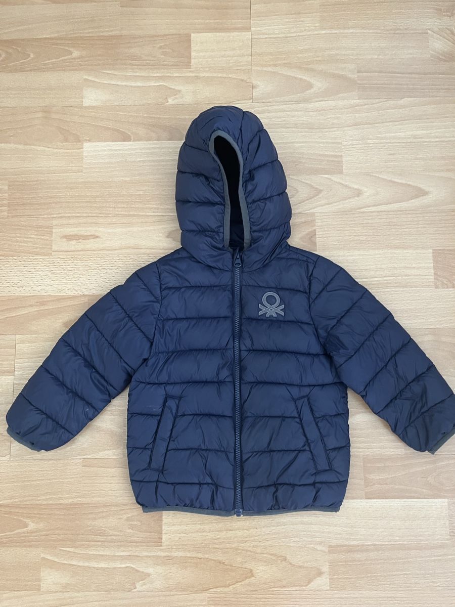 Benetton Giacche & Cappotti: Blaue Uebergangsjacke, Gr. 98, Benetton – Usato da Zürich venduto da jmg_8005