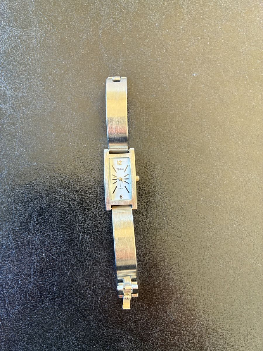 Orologi: Neptunus Damenarmbanduhr – Usato da Moleson-s-Gruyeres venduto da Mosaikplastik