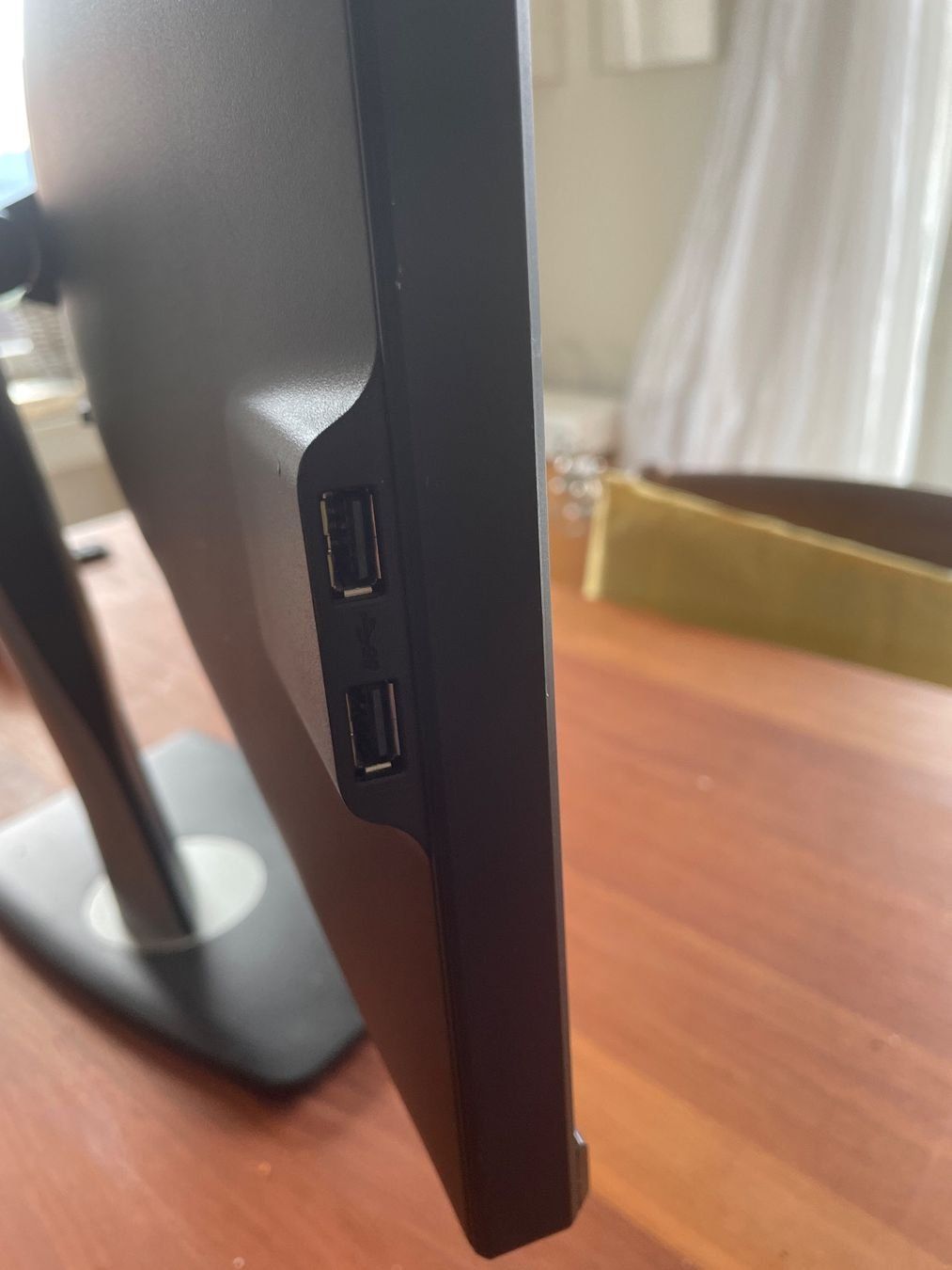 Dell Monitor: Dell UltraSharp U2913WM 29" Monitor Occasion – Usato da Zürich venduto da WatchCat 3