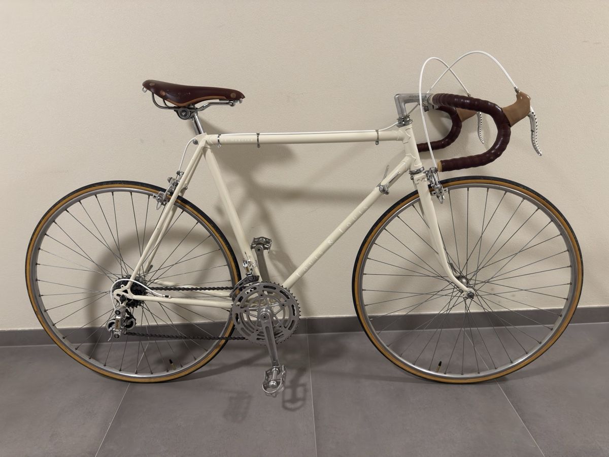 Velos: Vintage bicycle size 53 – Gebraucht aus Rolle von misterarti