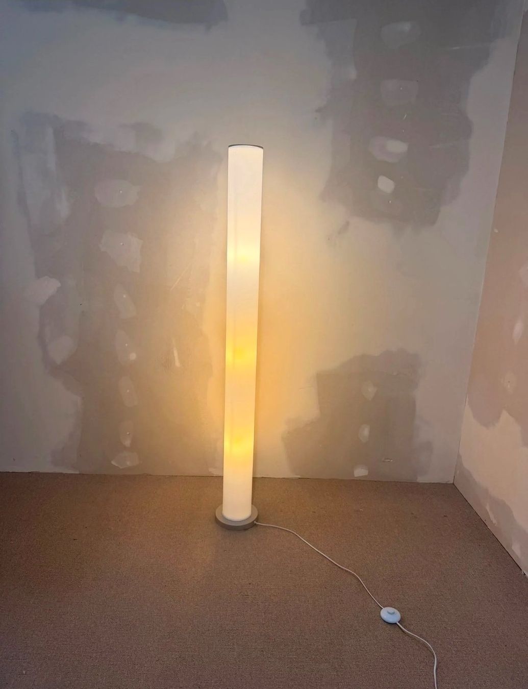 Lampade: Moderne Röhren Stehlampe Säule Stehleuchte – Usato da Rickenbach ZH venduto da Der-Insider 5