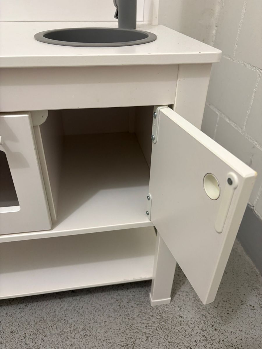 Ikea Giocattoli: IKEA Kinderküche weiss – Usato da Glattbrugg venduto da kockica 4