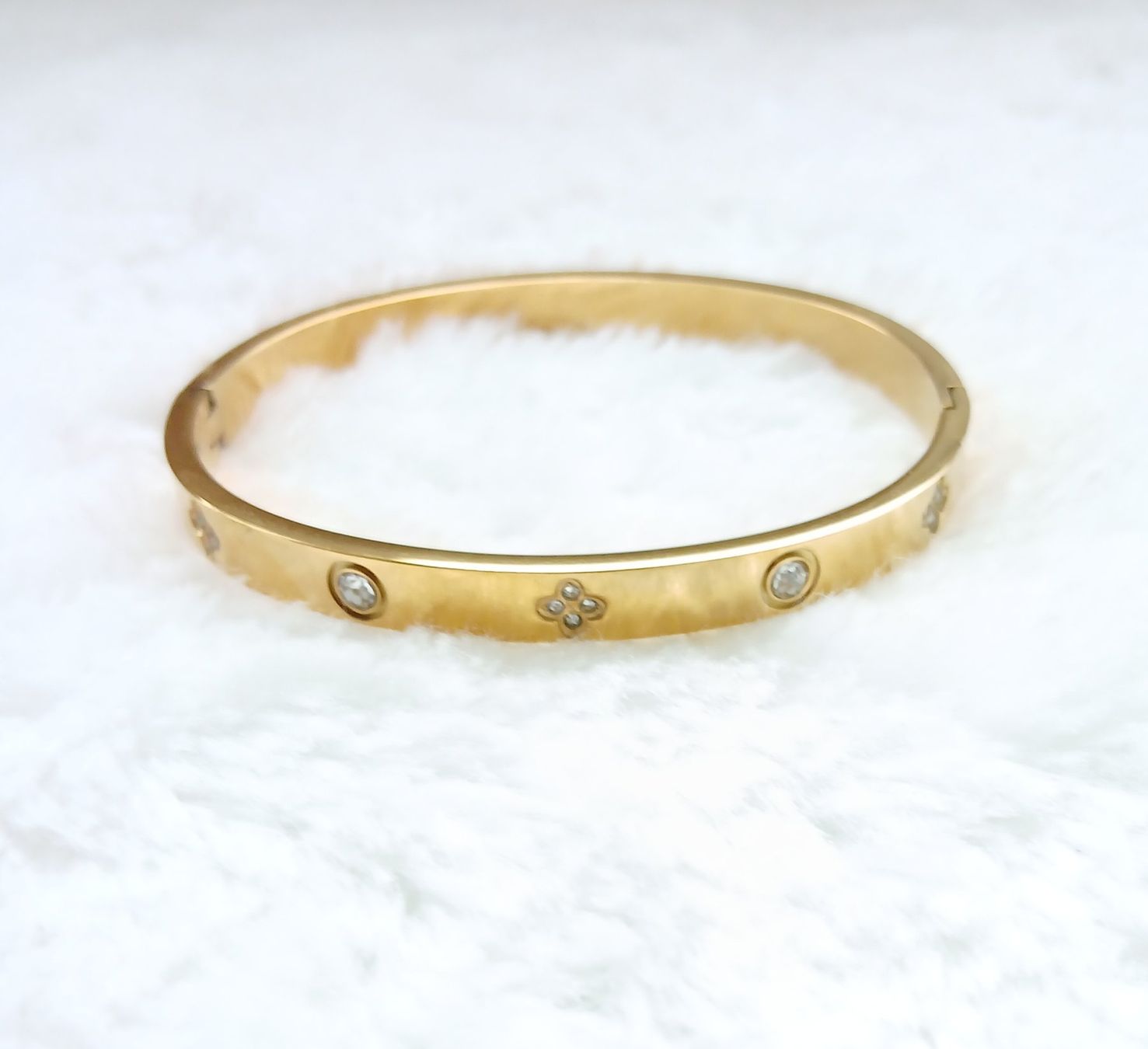 Armbänder & -reifen: Armreif mit Muster – Neu (gemäss Beschreibung) aus Birsfelden von coccobello03