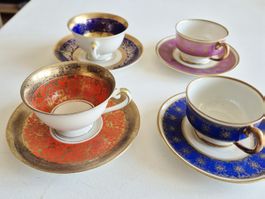 4 edle antike Tassen mit Untertellern, Golddekor, Vintage